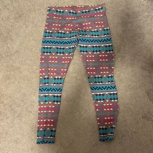American Eagle•patterned leggings•L
